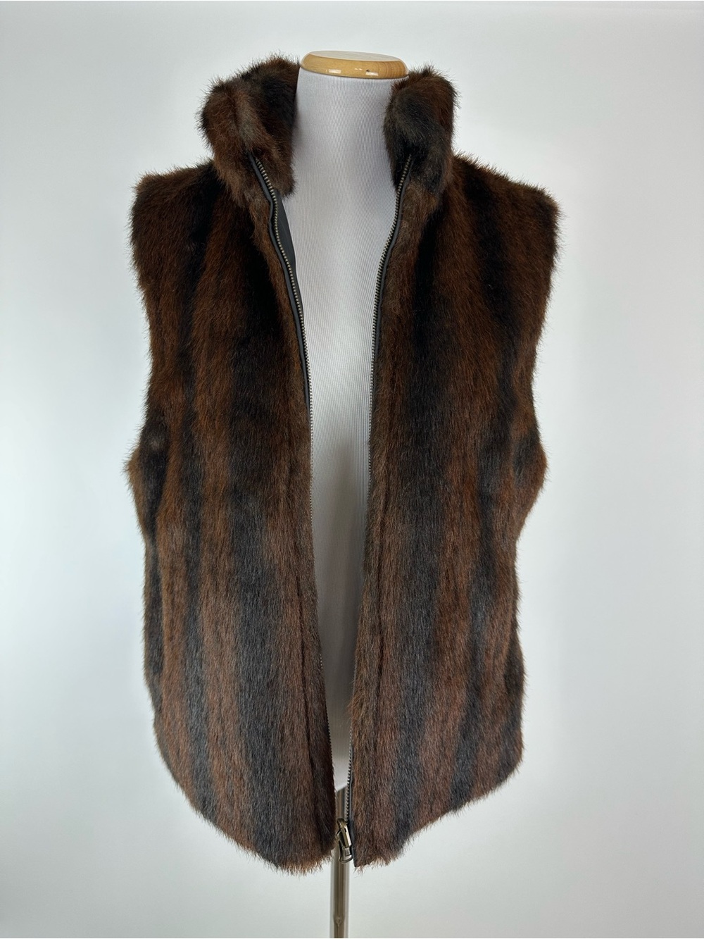 FU DA Reversible Faux Mink Fur Vest Size Medium